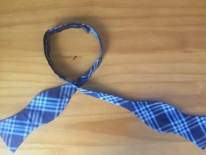 How to tie a bowtie